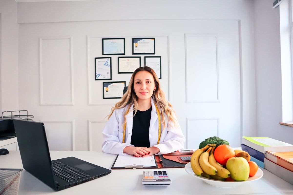 Nutritionist consulting with client about weight loss plan
